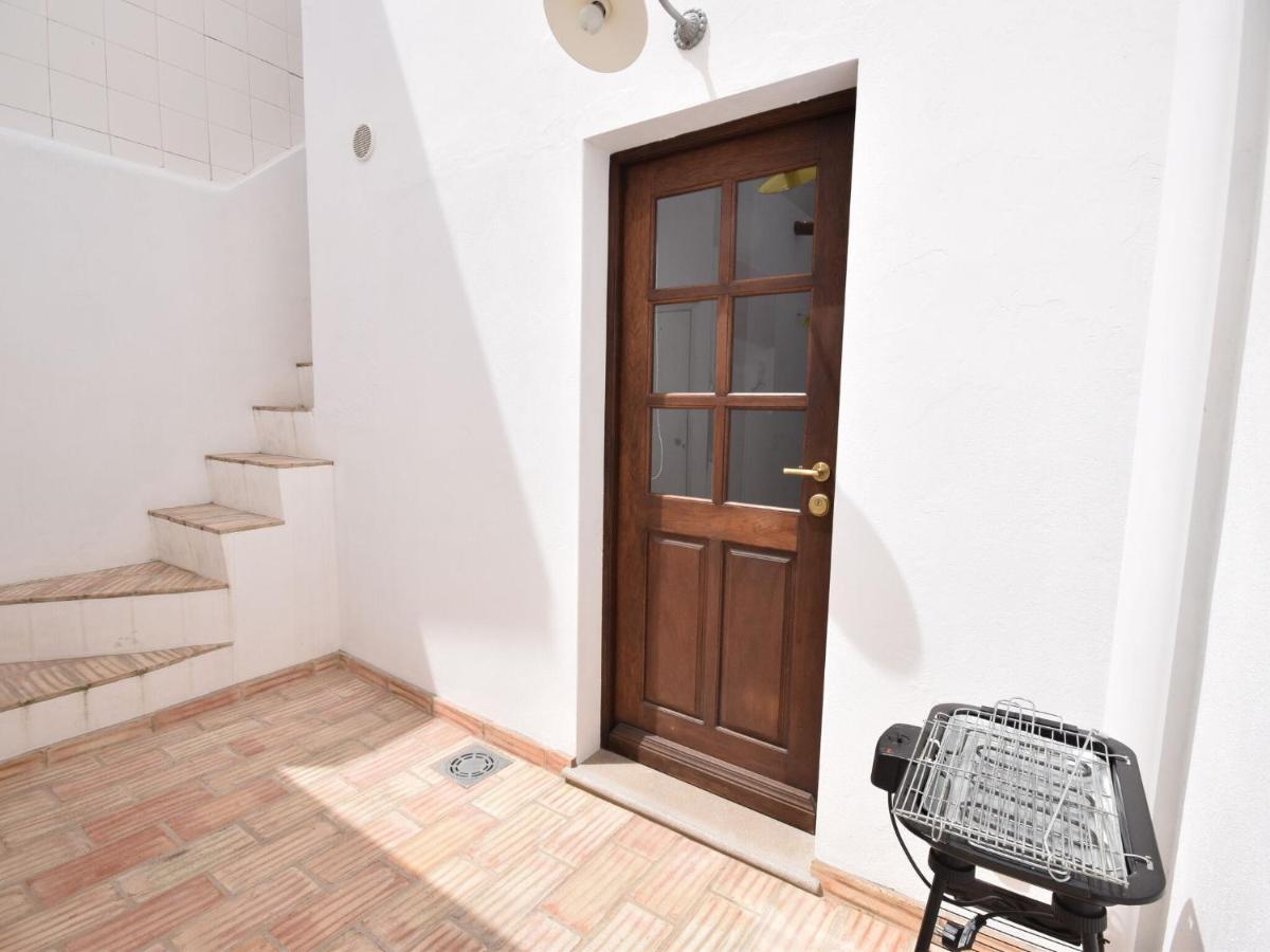Modern Holiday Home In Olh O With Terrace โอลเญา ภายนอก รูปภาพ